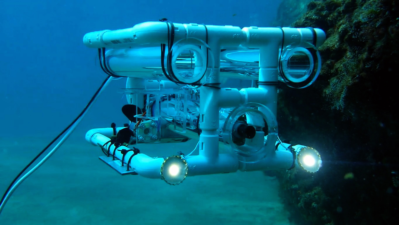 Meet Andrej's scuba diving robot